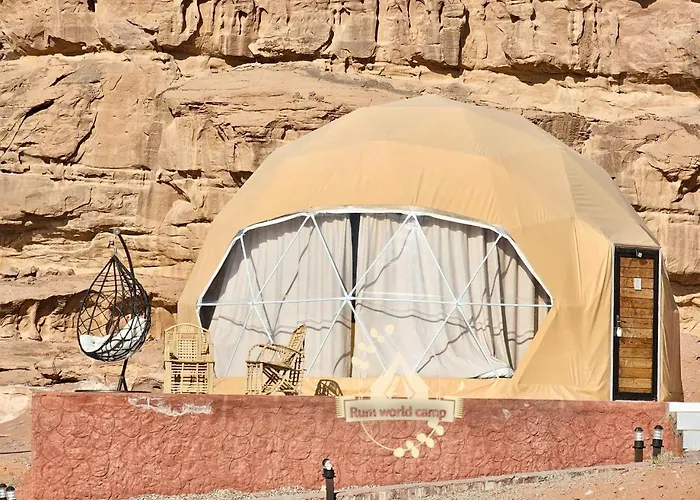 Rum World Bubble Luxury Camp